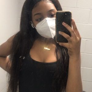 Meet your Posher, Chinara
